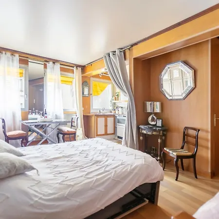 Apartmán Arc De Triomphe Charme Authentique *