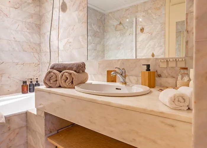 Arc De Triomphe Charme Authentique 파리